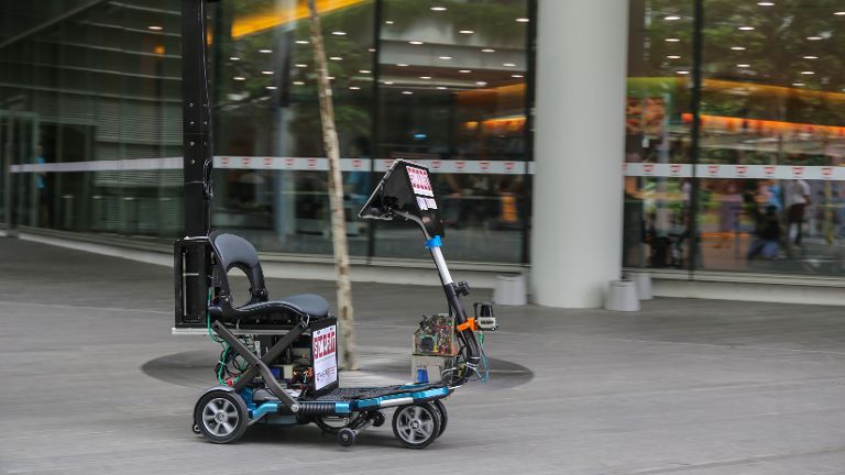 Singapore Launches a Self-Driving eScooter