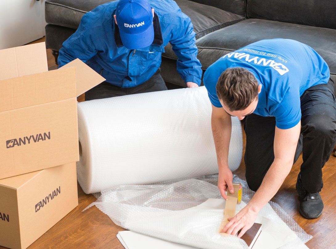 Things to Consider When Choosing an International Courier Service
